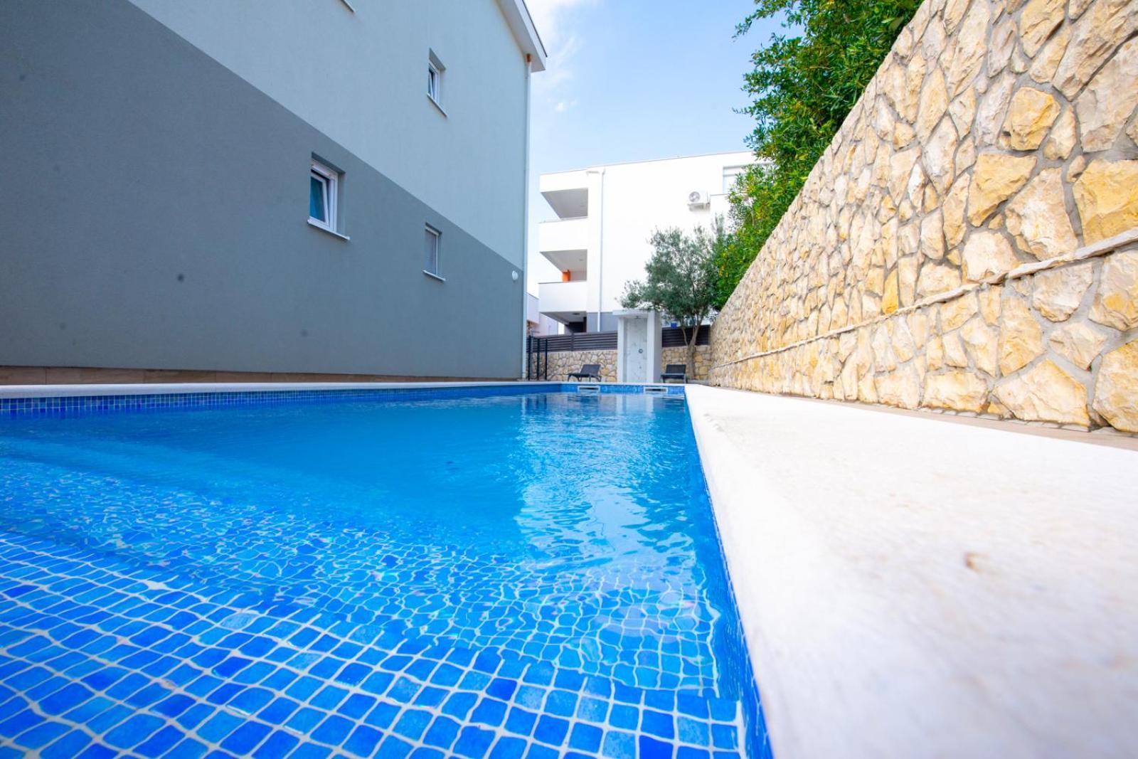 Apartments Yoko Новаля Екстер'єр фото